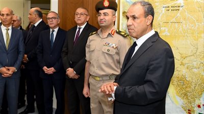 وزير الخارجية يفتتح غرفة حفظ الوثائق المؤمنة بمقر وزارة الخارجية