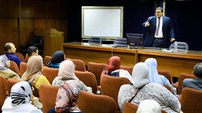 التنظيم والإدارة يعلن إطلاق برنامج تدريبي لتنمية قدرات موظفي الموارد البشرية وبدء تنفيذه بمركز الإدارة بالعجوزة