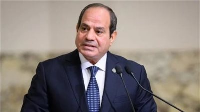 السيسي يفتتح 4 مشروعات قومية ويؤكد المضي في توطين الصناعة بشرق بورسعيد