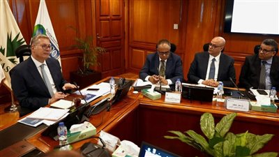 وزير البترول يوجه بتسريع استغلال حقول خالدة.. وزيادة إنتاج الغاز قبل الصيف
