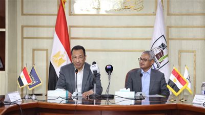 وزير الاتصالات ومحافظ بني سويف يبحثان تسريع التحول الرقمي.. وتوقيع مذكرتي تفاهم لدعم التطوير المؤسسي والتنمية المجتمعية