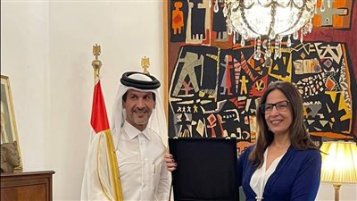 وزيرة الثقافة تستقبل سفير قطر بالقاهرة وتبحث سبل تعزيز التعاون الثقافي بين البلدين