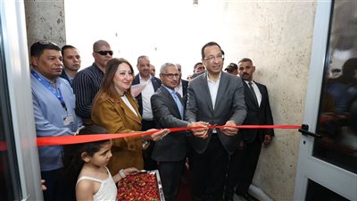 وزير الاتصالات يفتتح مكتب بريد بني سويف الرئيسي بعد تطويره ويتفقد سنترال شرق النيل ومدرسة النور للمكفوفين
