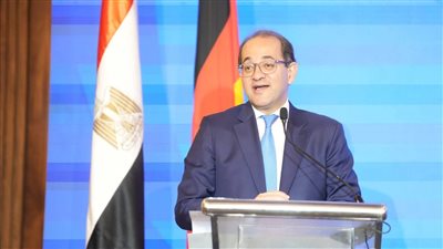 مصر تعزز موقعها كمركز لوجستي عالمي.. 35% نمو في تجارة الترانزيت وحزمة تسهيلات جمركية وضريبية جديدة خلال أسابيع