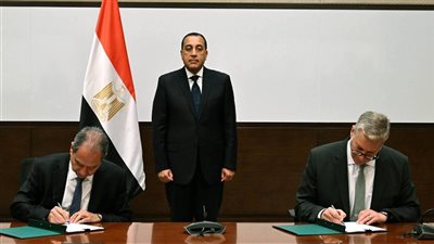 رئيس الوزراء يشهد توقيع اتفاقية لتأهيل شبكات الغاز اللبنانية