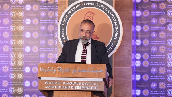 الرقابة المالية تنظم حلقة نقاشية حول «قيادة المستقبل» لتأهيل 