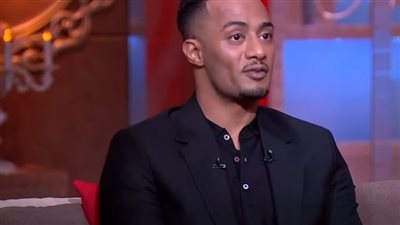 محمد رمضان عن سياراته الفارهة: كان ممكن أتصور وأنا باكل على عربية بطاطا.. بس ده مش أنا