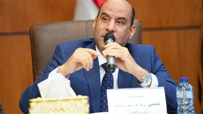 وزير العمل : تراجع البطالة إلى 6% بفضل المشروعات القومية في عهد الرئيس السيسي