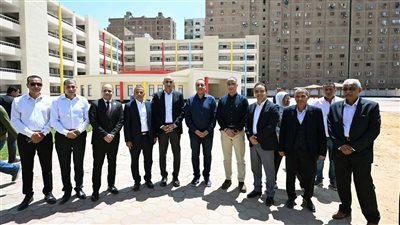 مدبولي يوجّه باستكمال الصرف الصحي وتطوير النظافة بالجيزة