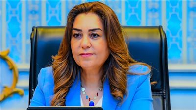 وزيرة التنمية المحلية تتابع مع المحافظين تطورات الوضع في المحافظات خلال أول أيام عيد الأضحى المبارك