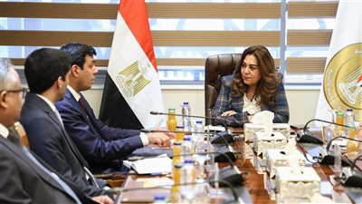 وزيرة التنمية المحلية والبيئة تبحث التعاون مع منظمة المدن العربية