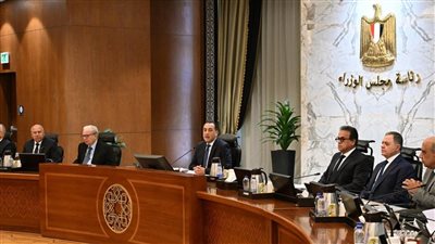 مجلس الوزراء يقر ترقية موظفي الخدمة المدنية اعتباراً من 2026