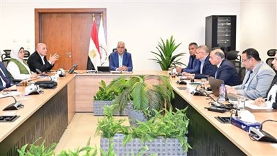 وزير الري: تأهيل آلاف المنشآت المائية لتعزيز كفاءة الإدارة المائية