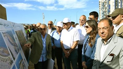 رئيس الوزراء يتفقد تطوير منطقة بئر مسعود بميامي بالإسكندرية