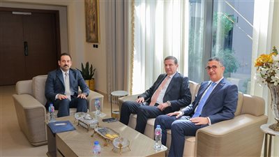 وزيرا التموين والزراعة ومدير جهاز مستقبل مصر يبحثون تعزيز تكامل منظومة الأمن الغذائي
