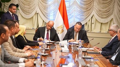 التعليم العالي والعمل يطلقان برامج مهنية وتدريبية ومبادرة لتشغيل ذوي الهمم