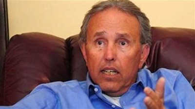 خبير اقتصادي يحذر: نمو بلا إنتاج وتُموله القروض.. فخ 