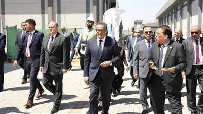 وزير الصحة يتفقد مدينة اللقاحات والبيوتكنولوجي باستثمارات 12 مليار جنيه حتى 2030