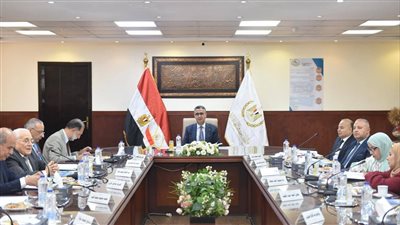 وزير التموين يعتمد موازنة الصوامع ويعزز كفاءة التخزين والأمن الغذائي