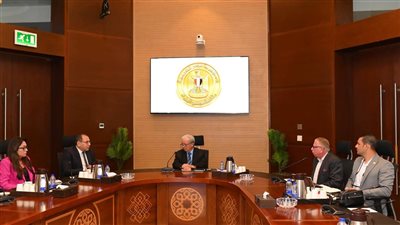 نائب رئيس الوزراء للشؤون الاقتصادية يتابع تنفيذ المشروع القومي لتطوير صناعة الغزل والنسيج ويؤكد تعظيم الاستفادة من الأصول