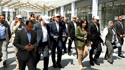 رئيس الوزراء يتابع تنفيذ حدائق تلال الفسطاط ويوجه بسرعة إنجازها