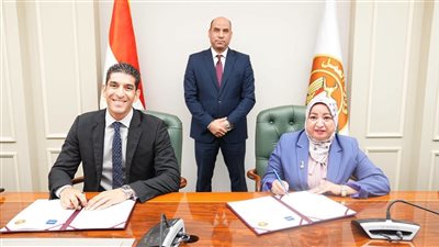 وزير العمل يشهد توقيع بروتوكول تعاون مع 