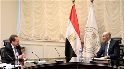 وزير التربية والتعليم يبحث مع السفير الفرنسي تعزيز التعليم الفني والتدريب المهني