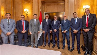 وزير السياحة والآثار يبحث في إيطاليا تعزيز التعاون لزيادة الحركة السياحية الوافدة إلى مصر