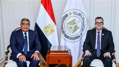 «التخطيط» و«الدقهلية» تبحثان تسريع تنفيذ المشروعات وتحسين الخدمات للمواطنين