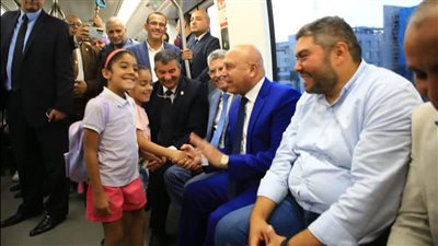 وزير النقل يتفقد محطات مونوريل شرق النيل مع انطلاق تشغيله الكامل