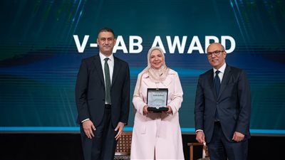 داليا إبراهيم تحصد جائزة AUC Venture Lab تقديراً لدورها في تطوير منظومة ريادة الأعمال والابتكار