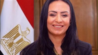 “مايا مرسي” تتابع الاستعدادات النهائية لانطلاق معرض ديارنا للحرف اليدوية بالساحل الشمالي
