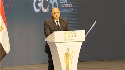 رئيس هيئة الدواء يستعرض إنجازات وتطوير القطاع الدوائي خلال إفريقيا إكسبو