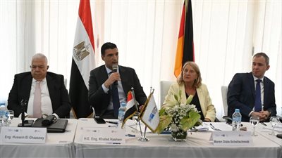 وزير الصناعة يؤكد أهمية إزالة الكربون وتعزيز التعاون المصري الألماني للتصنيع المستدام
