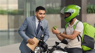 القاهرة تقود نمواً قياسياً لخدمات 