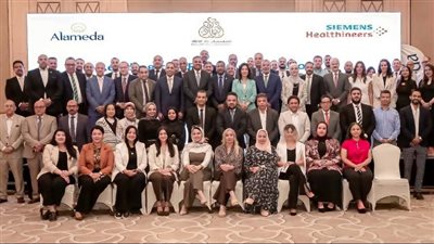 شراكة استراتيجية بين مجموعة «ألاميدا للرعاية الصحية» و«سيمنز هيلثنيرز» لتطوير منظومة رعاية الأورام في مص