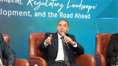 الرقابة المالية تستعرض رؤيتها لتطوير الأسواق وجذب الاستثمارات خلال لقاء غرفة التجارة الأمريكية