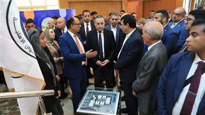وزير التعليم العالي يتفقد جامعة حلوان الأهلية ويطلق منصة رقمية وموقعها الإلكتروني الرسمي الجديد