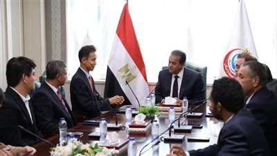 وزير الصحة يبحث مع سامسونج للإلكترونيات تعزيز التعاون في التدريب الطبي والتحول الرقمي