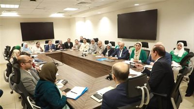 نائب وزير الصحة يعقد اجتماعًا موسعًا مع قيادات الطب الوقائي لمتابعة الأداء والاستعدادات المستقبلية