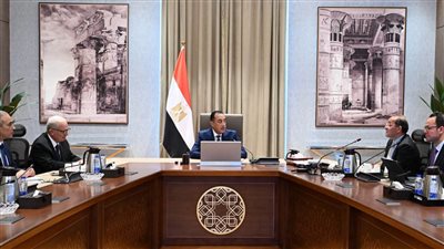 مدبولي يستعرض الحزمة الثانية من التسهيلات الضريبية لتعزيز ال