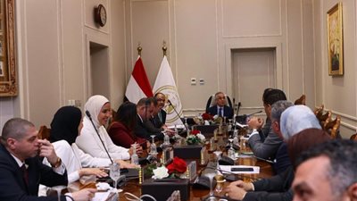 وزير العدل يبحث مع أعضاء البرلمان تعزيز التعاون وتيسير طلبات المواطنين ودعم التنسيق المؤسسي