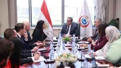 وزير الصحة يستقبل وفدًا لبحث تنفيذ المدينة الطبية بالتعاون مع القطاع الخاص والبنك الأوروبي