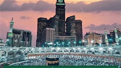 وزارة السياحة تطلق تطبيق “رفيق” لمتابعة رحلة المعتمر المصري رقميًا