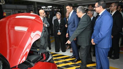 وزير الصناعة: دخول السيارات الأمريكية للسوق المصري يعزز الاستثمار ويطور صناعة السيارات الوطنية محليًا