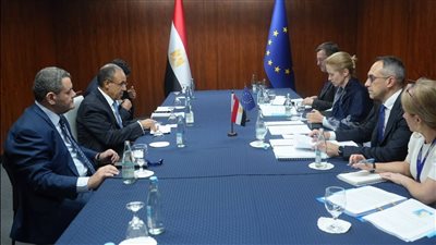 وزير الخارجية يبحث مع الاتحاد الأوروبي تعزيز الشراكة الاستراتيجية وتطورات الأزمات الإقليمية والهجرة المشتركة