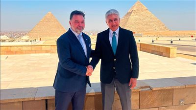 وزير السياحة والآثار يبحث مع نظيره البوسني تعزيز التعاون السياحي وزيادة الرحلات المشتركة الثنائية