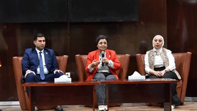  الصحة تتابع تنفيذ الاستراتيجية الوطنية للسكان بالإسماعيلية وتؤكد أهمية الاستثمار في الشباب والارتقاء بصحة الأم والطفل