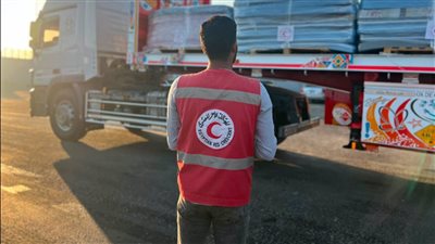 الهلال الأحمر المصري يواصل دعم غزة بأكثر من 4346 طنًا من المساعدات الإنسانية