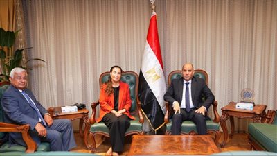 وزير العمل يعلن 1100 فرصة بالنساجون الشرقيون لدعم التشغيل والصناعة الوطنية والتدريب المهني المستدام